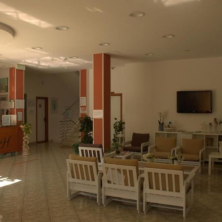 צ'סנטיקו Little Hotel מראה חיצוני תמונה