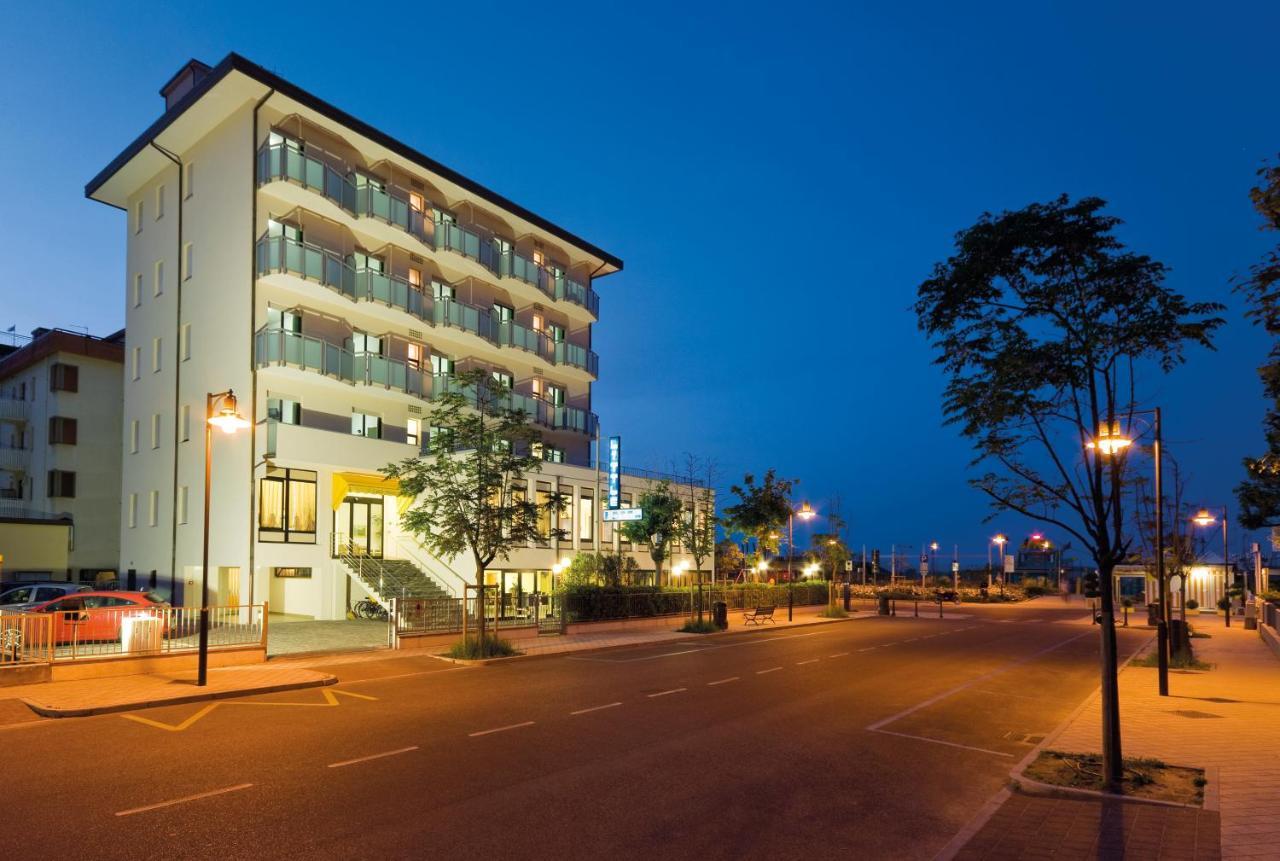 צ'סנטיקו Little Hotel מראה חיצוני תמונה