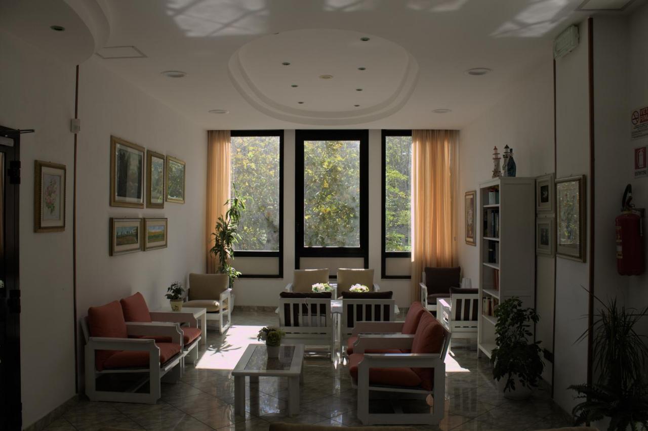 צ'סנטיקו Little Hotel מראה חיצוני תמונה